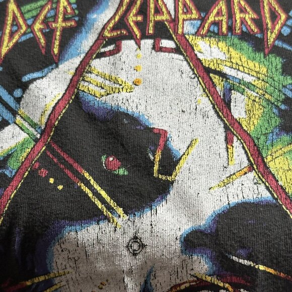Def Leppard 2021 Licensed Black Cotton Unisex T-Shirt Size L Grunge Streetwear - Picture 8 of 10